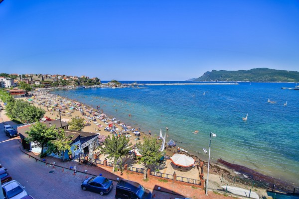 Deniz Manzaralı Aile Odası